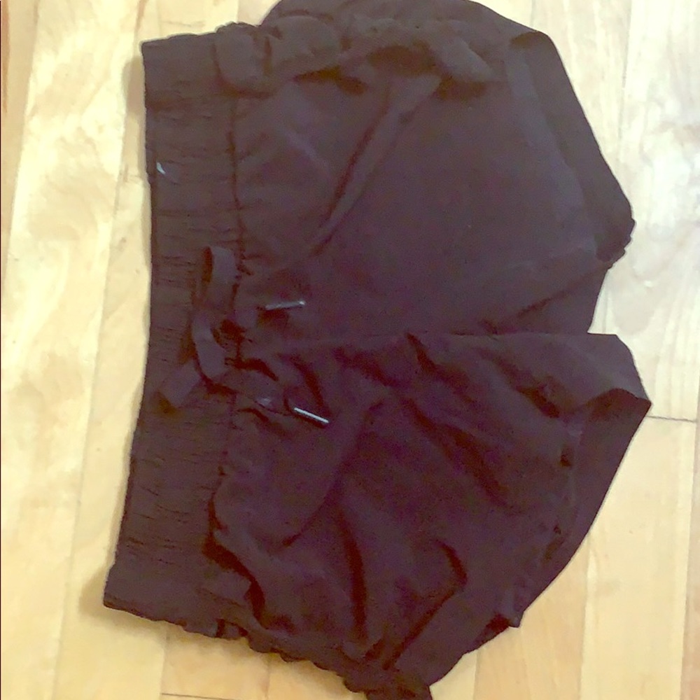 Fabletics Shorts - Picture 1 of 1